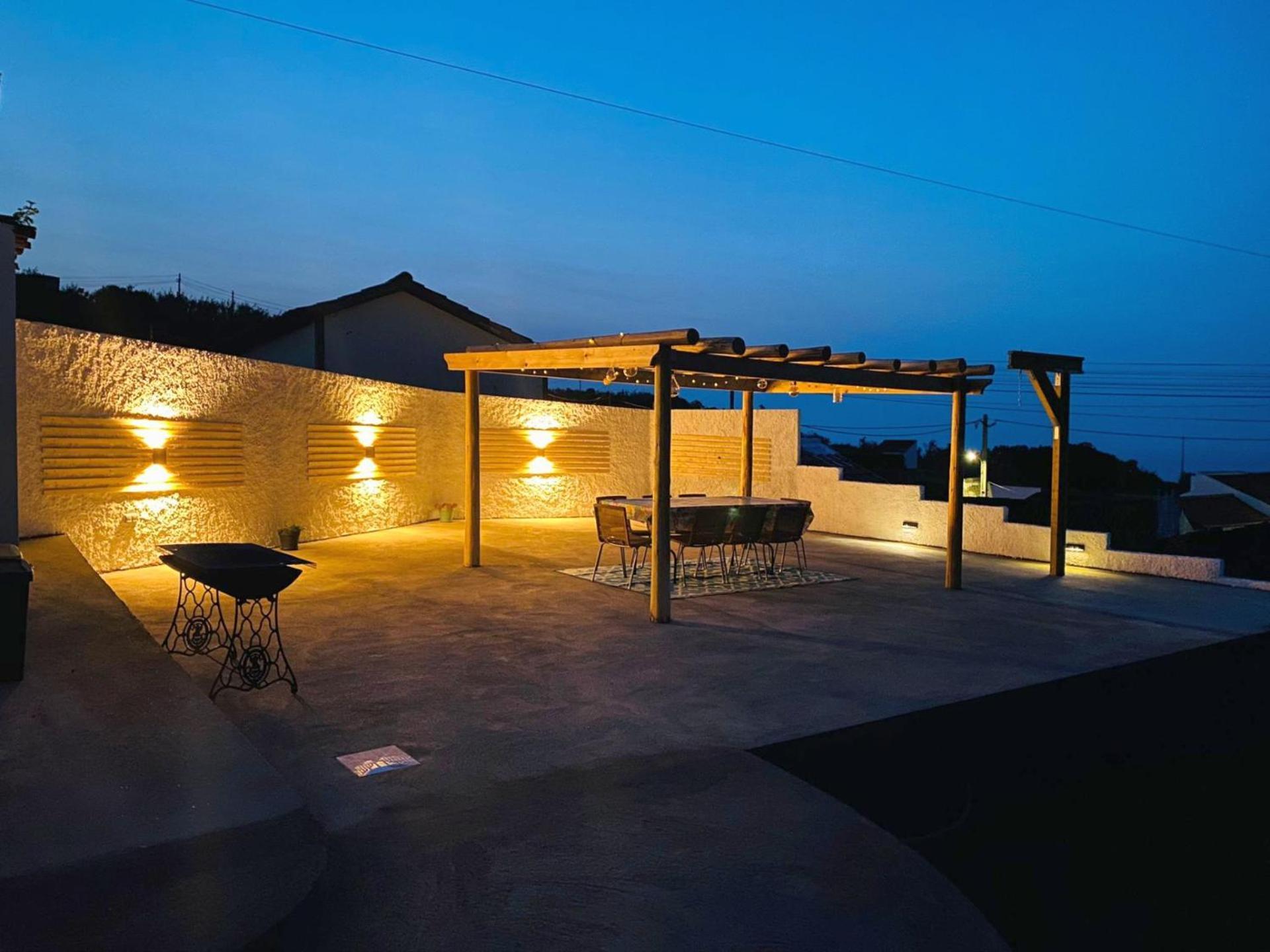 Casa Da Fonte - Alojamento Local Com Jacuzzi Nordeste  Exterior foto